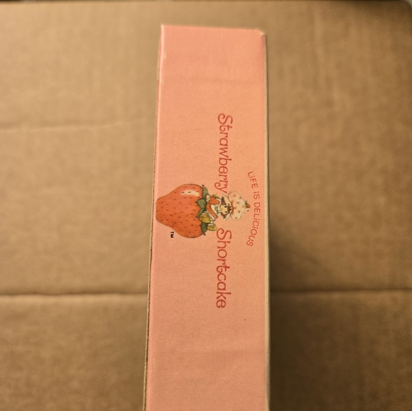 Vintage 1970s/80s Strawberry Shortcake Valentines Day Cards 7 Cards And Advert - Picture 5 of 12